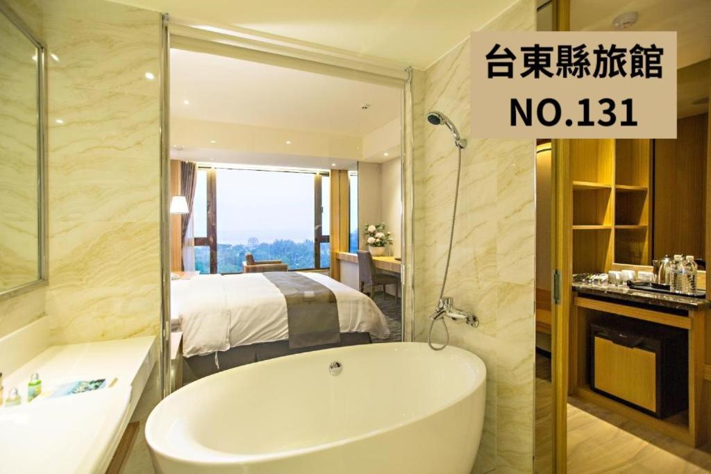 Kaishen Starlight Hotel T'ai-tung Dış mekan fotoğraf